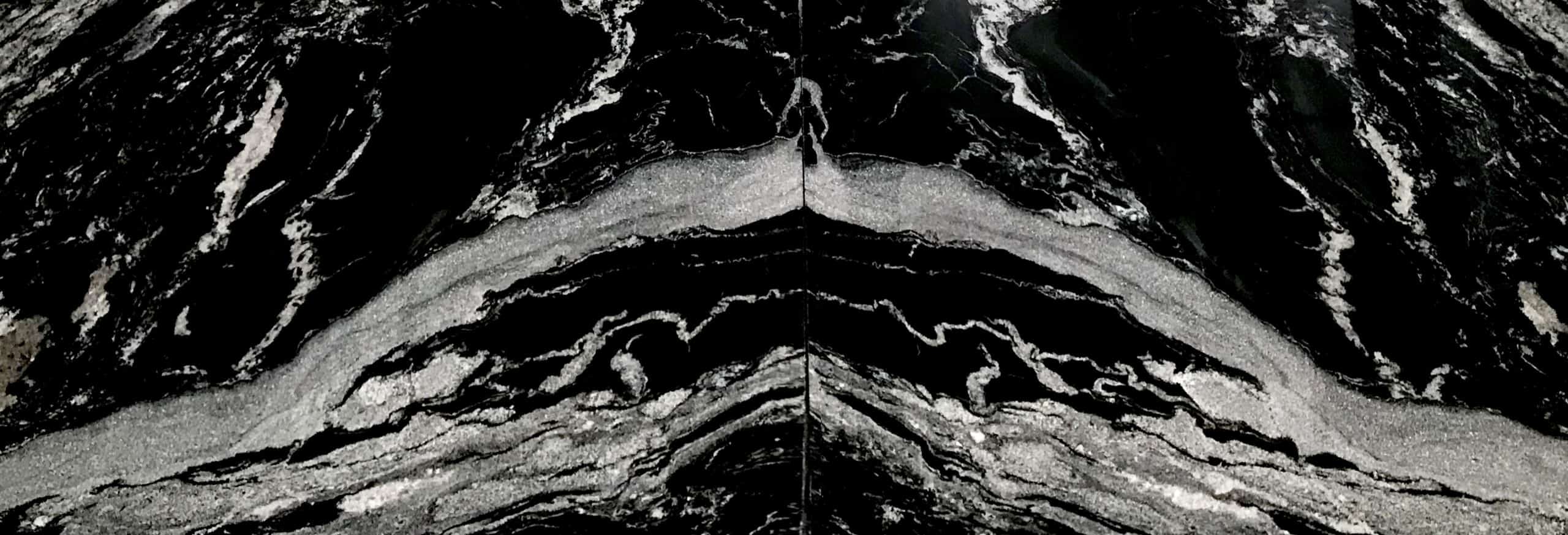 ATLANTIC BLACK(BOOKMATCH) N