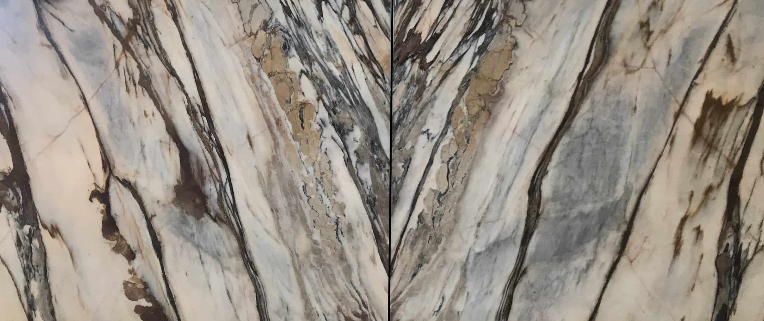 AUTUMN MAPLE (BOOKMATCH)