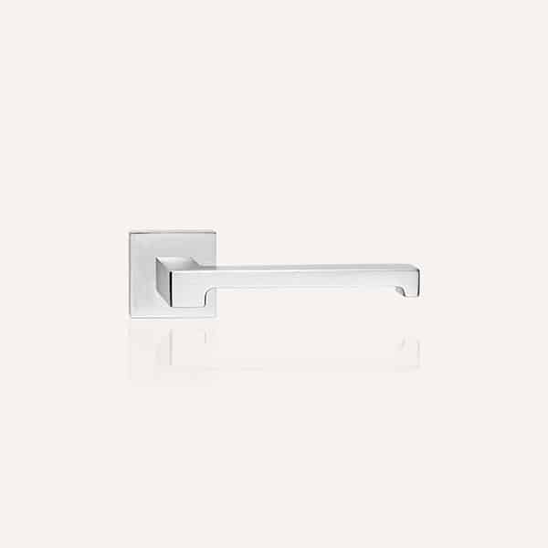 still-open-cs-door-handle